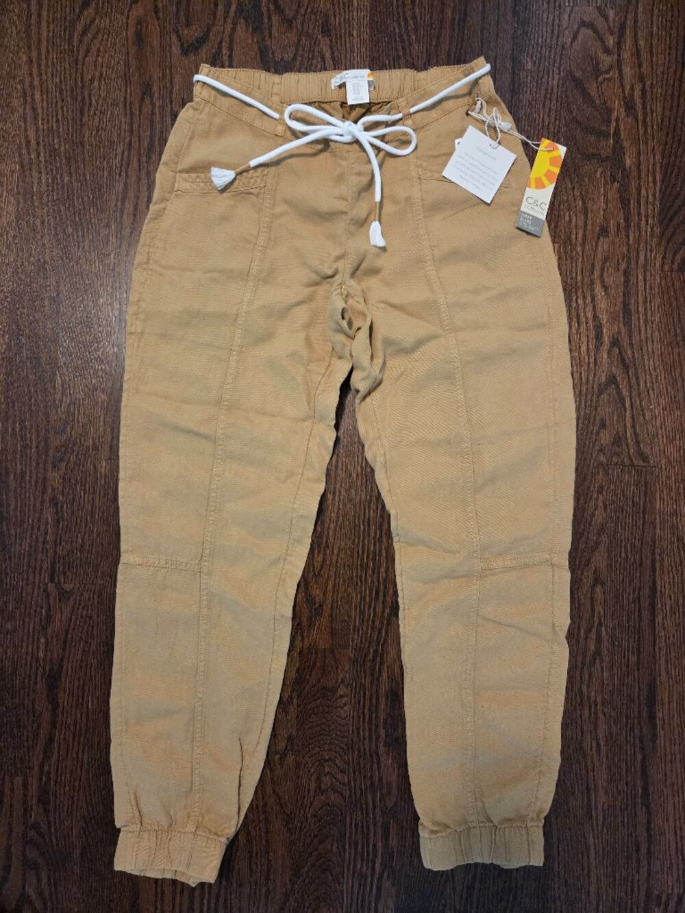 Women C & C California linen blend khaki pants. Size extra small.